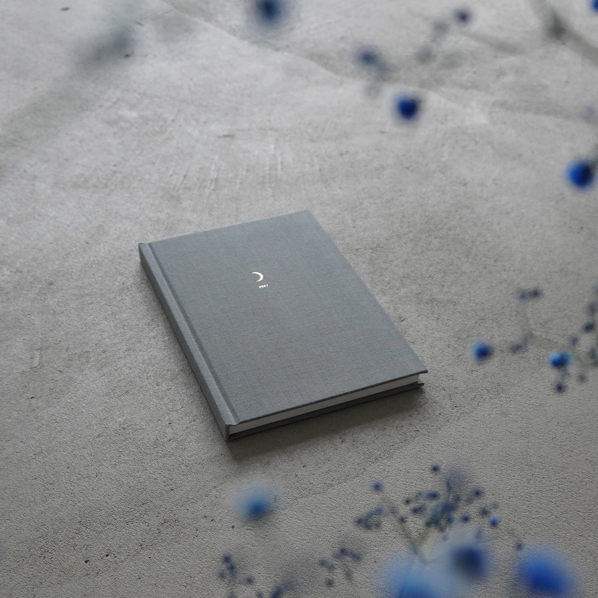 Moon & Nature Journal 2027