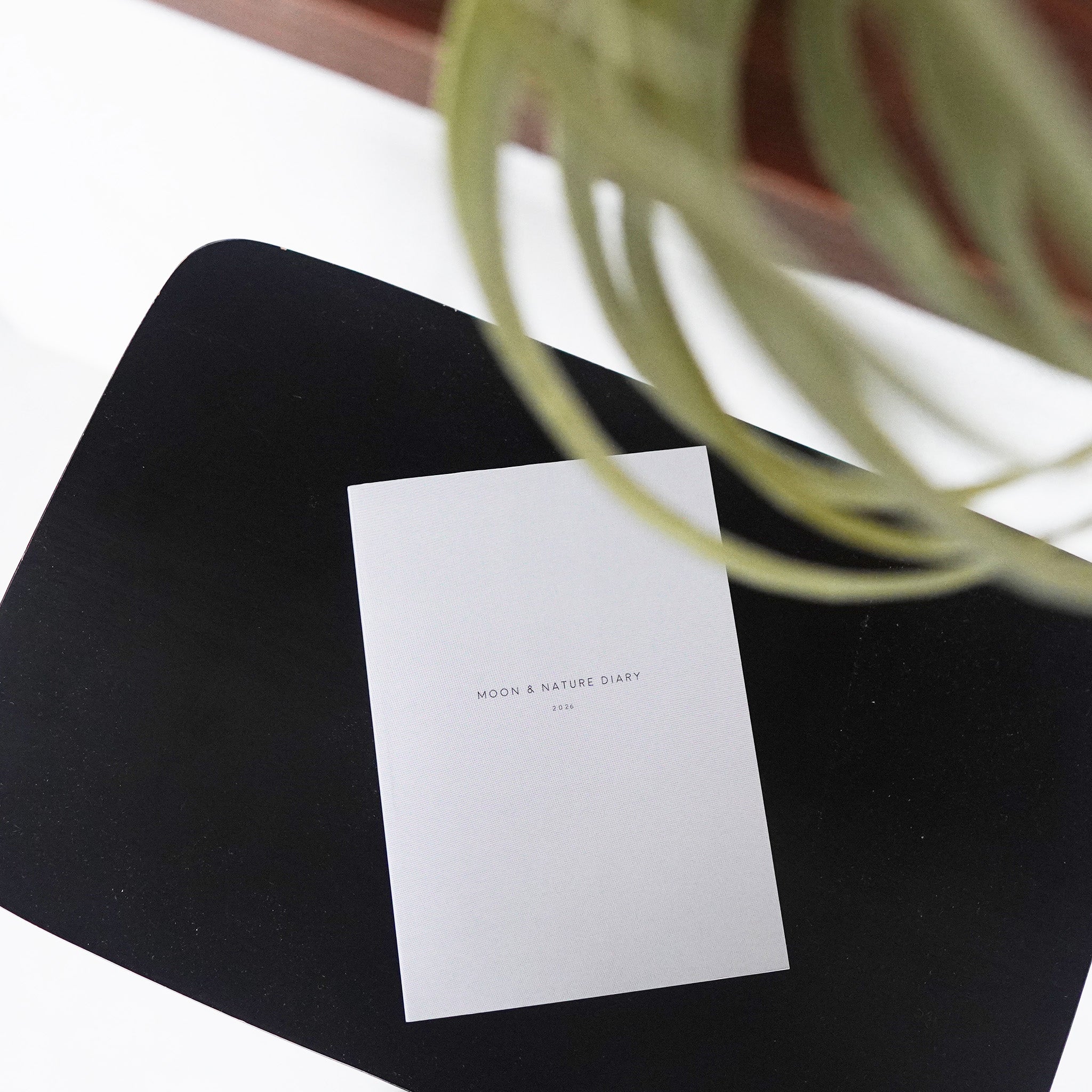 NEW】Moon & Nature Diary 2026 – Timeless Edition
